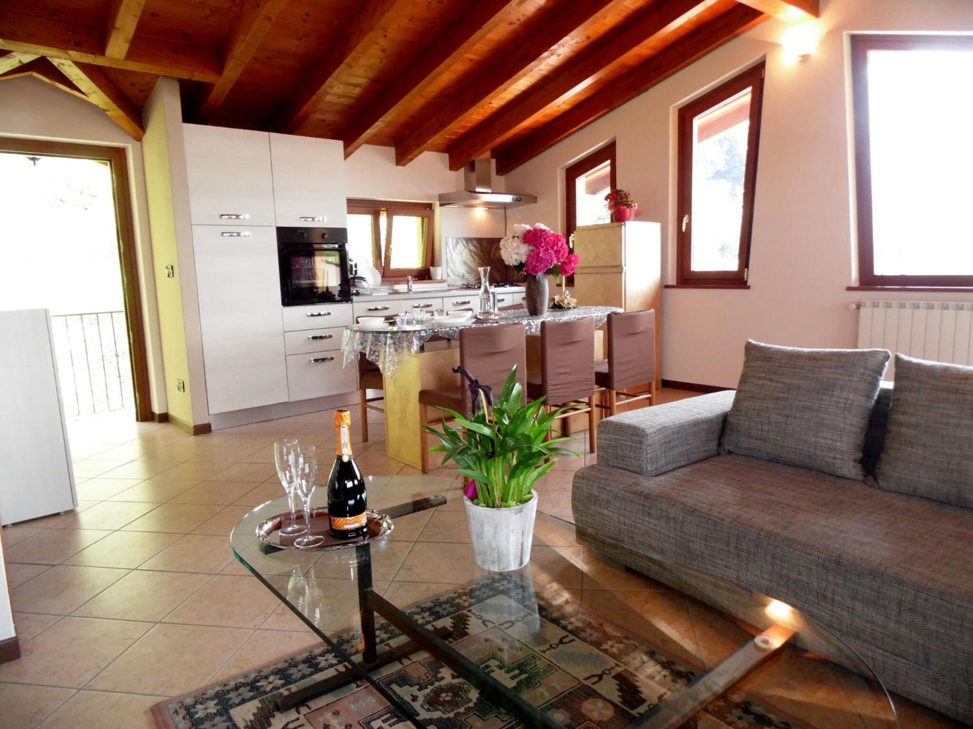 Villa In Pisogne With Pool Garden And Lake View Exterior foto