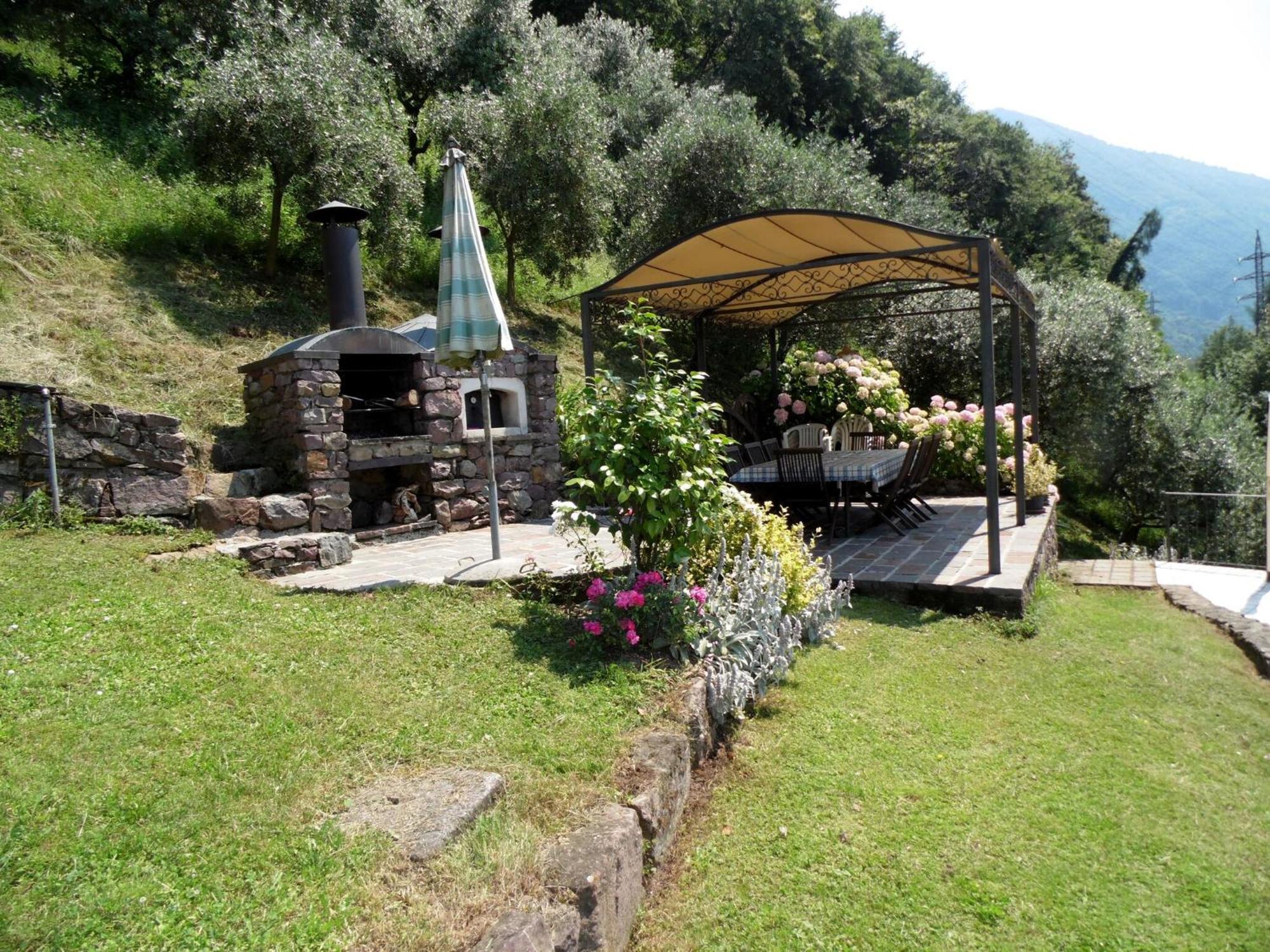 Villa In Pisogne With Pool Garden And Lake View Exterior foto